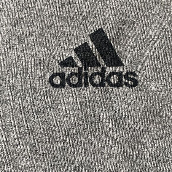 2 Adidas Mens Climalite Heather Gray Workout Logo Blue T-Shirt Tee 2996A Medium - Picture 5 of 11
